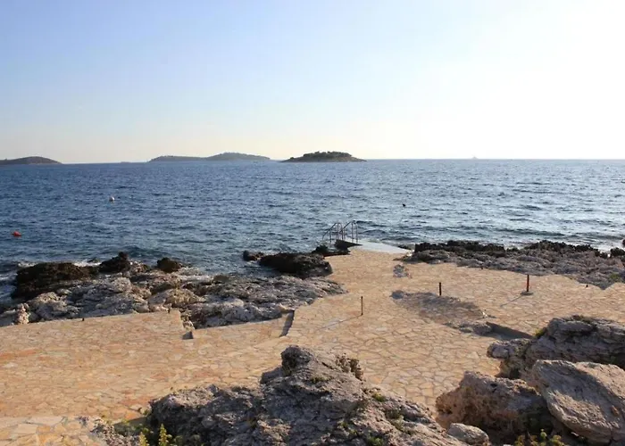 Appartement In With Sea View, Balcony, Air Conditioning, Wifi 5148-3 Rogoznica (Sibenik-Knin)