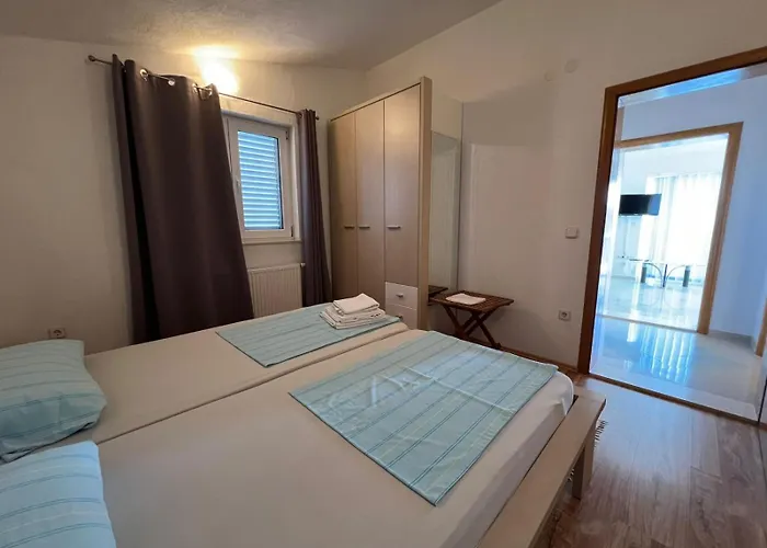 In With Sea View, Balcony, Air Conditioning, Wifi 5148-3 Appartement Rogoznica (Sibenik-Knin)